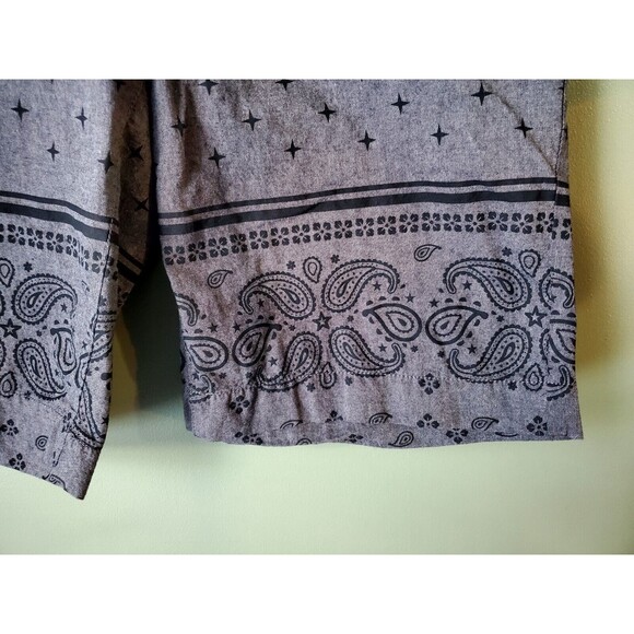 Ecko Unltd Mens Shorts Gray Black Paisley Pattern Size 32 Lightweight - Picture 3 of 9